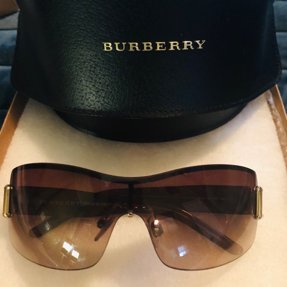 Burberry Sunglasses